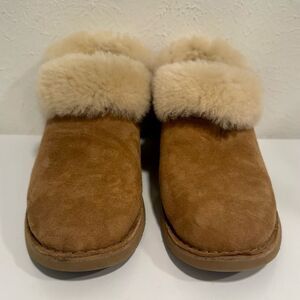 UGG McKay Chelsea Bootie Chestnut Sheepskin Ankle Boots Women’s Size 8